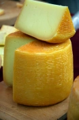 Farmářský uzený sýr soudek (cca 250 g)